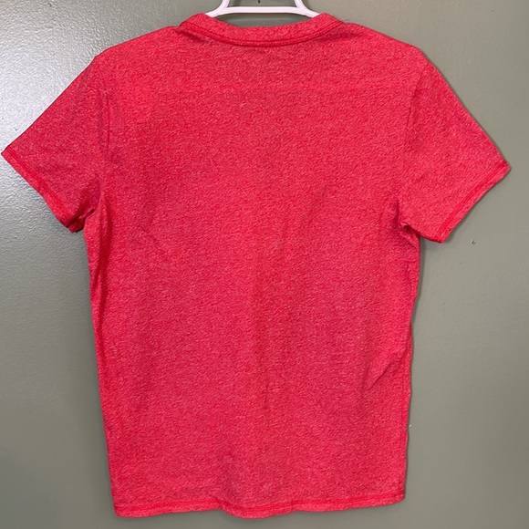 Mens Hollister 3 button red shirt size small,60%cotton and 40%polyester. - Picture 2 of 9